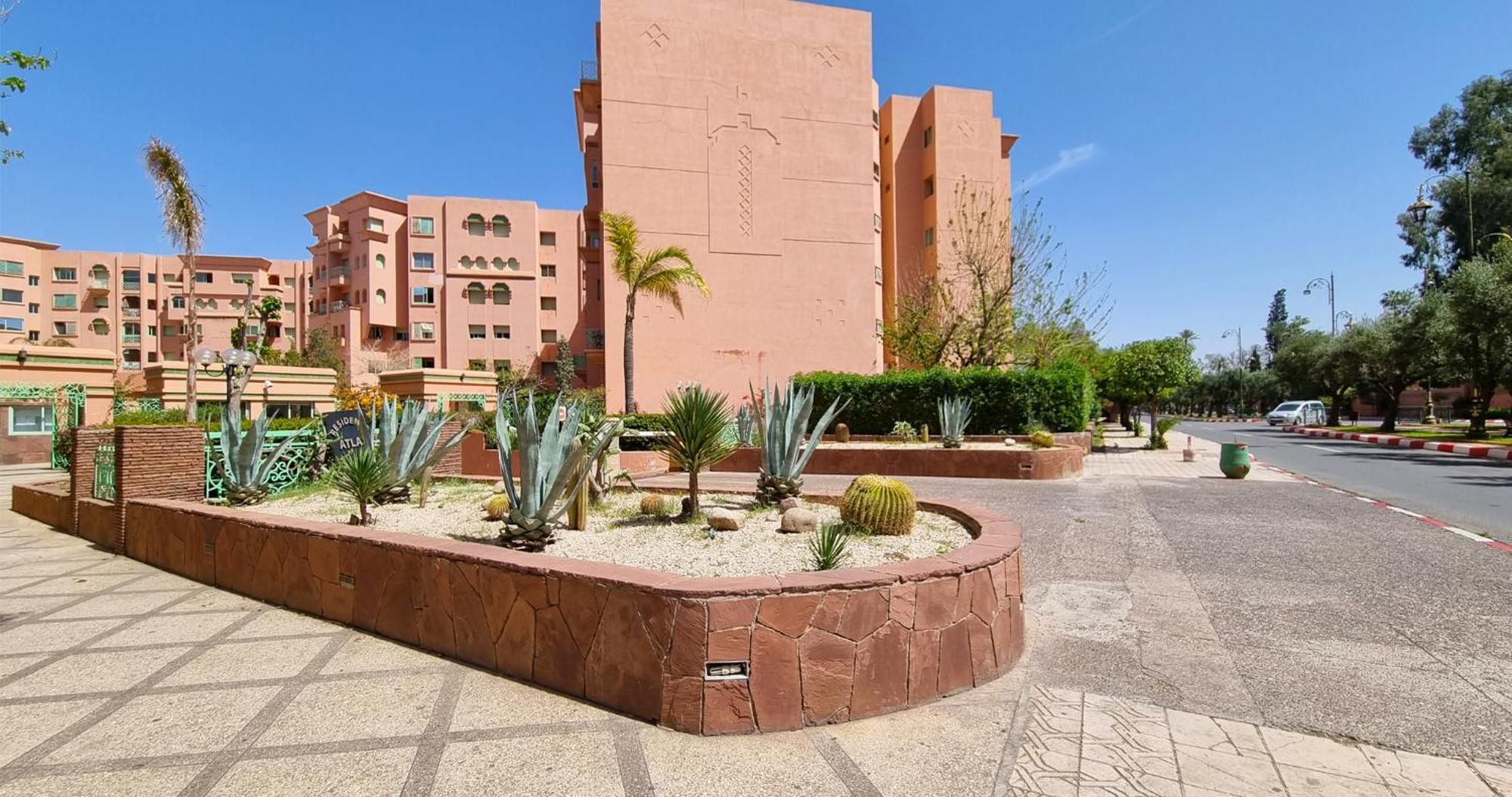 Charming 2-Bed Oasis Pool View Apartment Маракеш Екстериор снимка